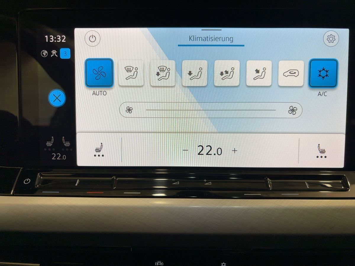 Volkswagen Golf VIII 2.0 TDI Life Navi LED PDC foto 10