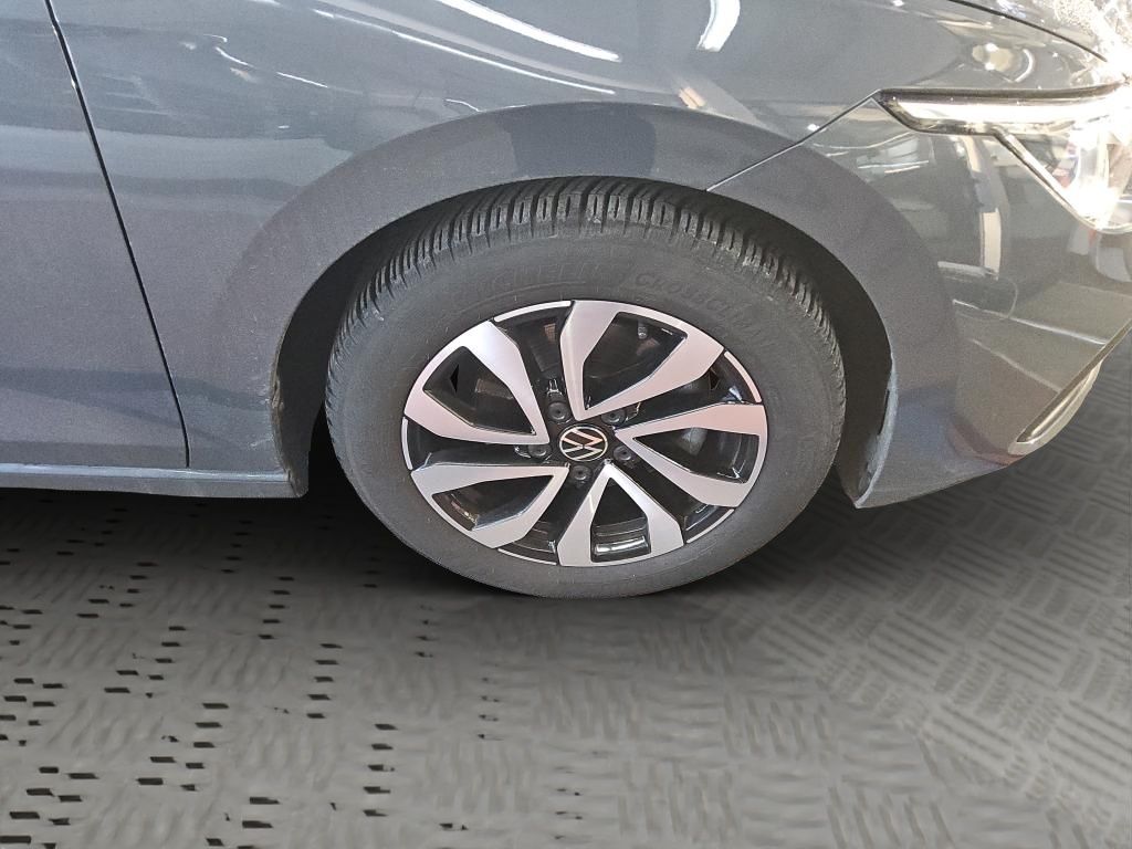 Volkswagen Golf 1.5TSI Active AHK+Navi+LED+ACC foto 3