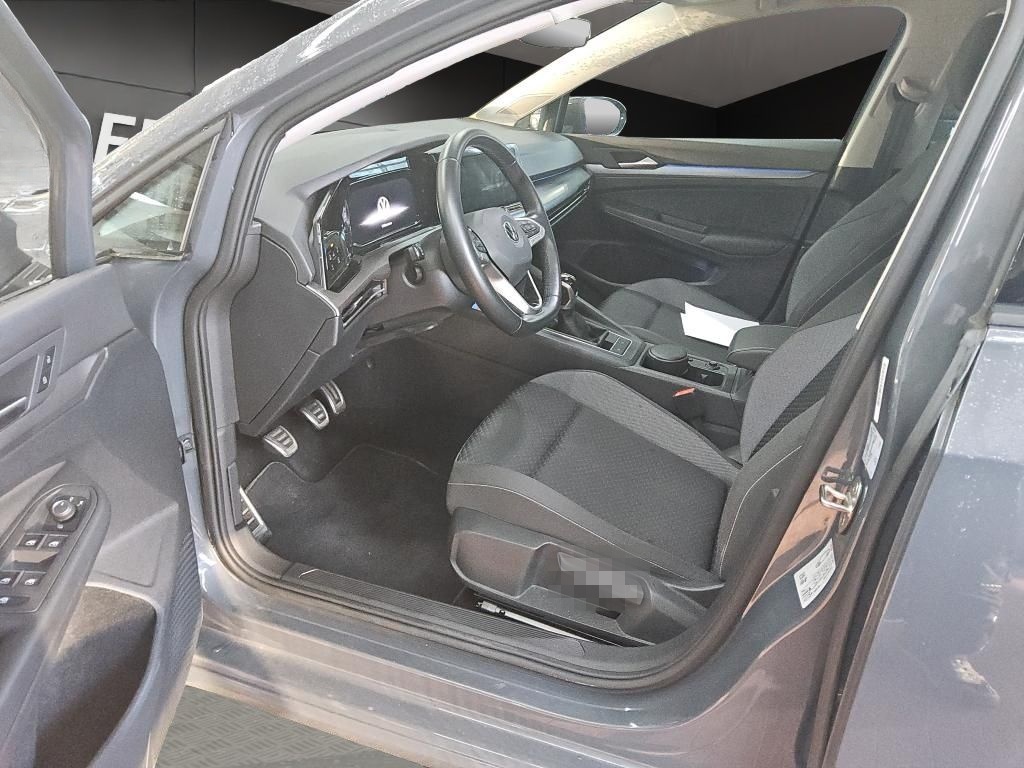 Volkswagen Golf 1.5TSI Active AHK+Navi+LED+ACC foto 6