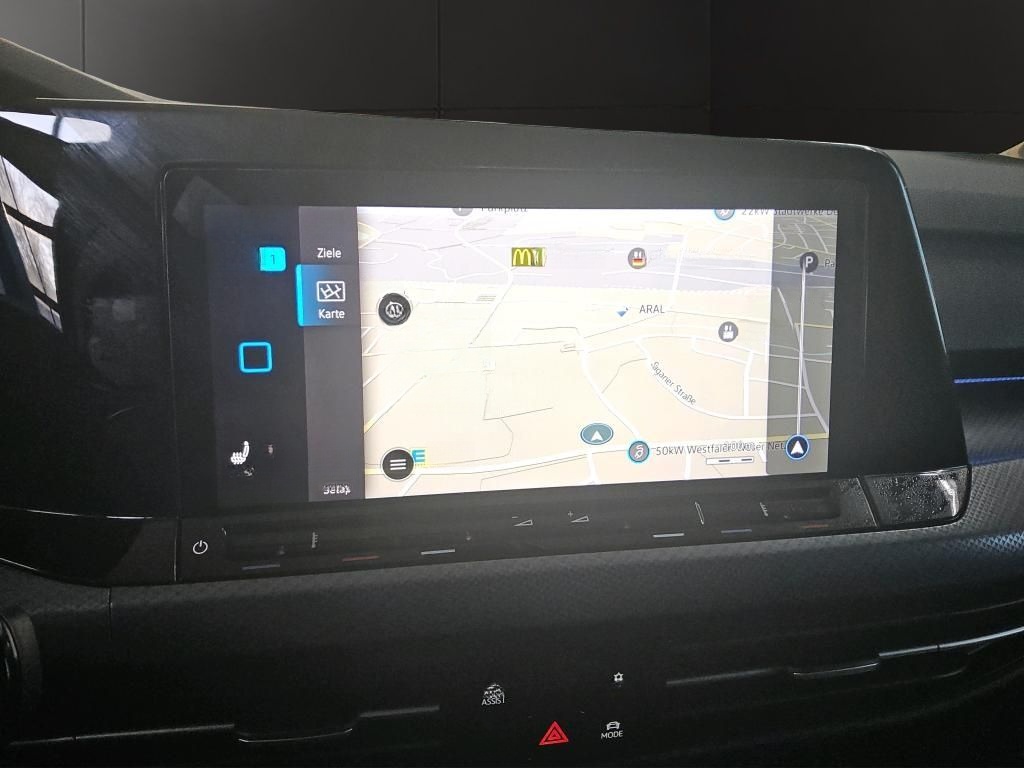 Volkswagen Golf 1.5TSI Active AHK+Navi+LED+ACC foto 10
