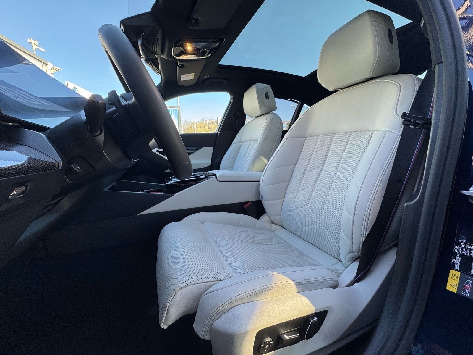 BMW 550e xDrive Limo M Sport Pro AHK PANO B&W 21" foto 5