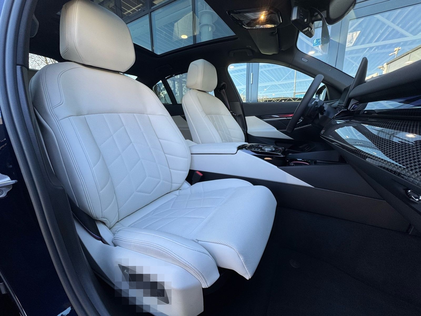 BMW 550e xDrive Limo M Sport Pro AHK PANO B&W 21" foto 6