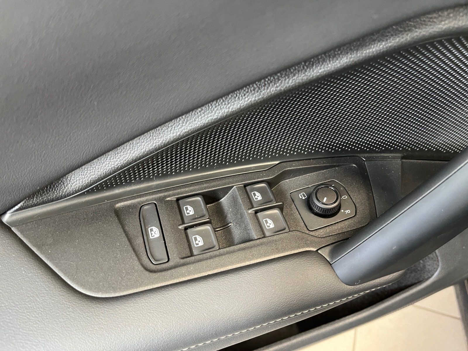 Volkswagen Tiguan Life 1.5 eTSI DSG IDA-SprachAssist 360°KA foto 16
