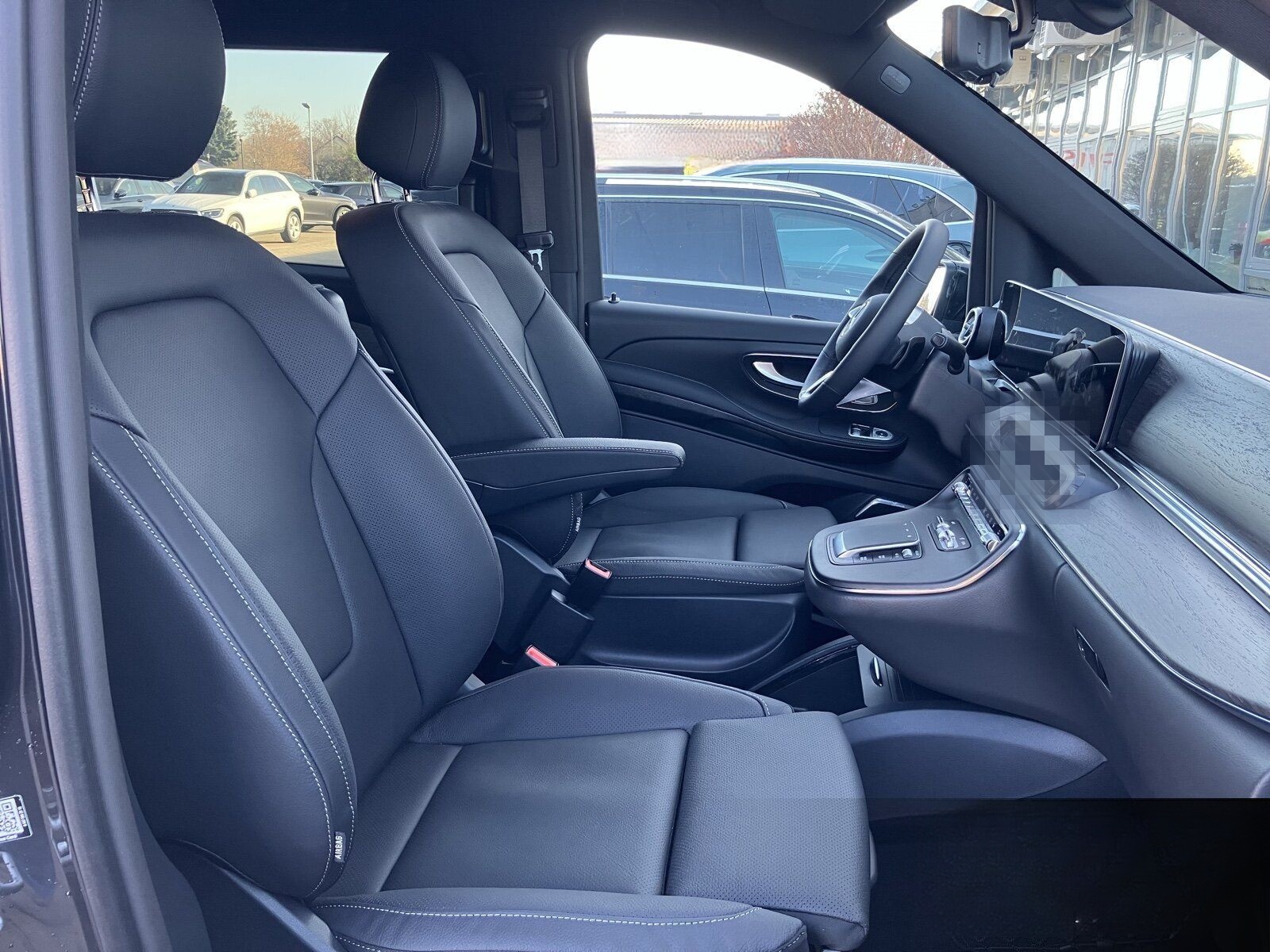 Mercedes-Benz V 300 d 4MATIC AVANTGARDE Lang AMG/AHK/Sthz/Dist foto 4