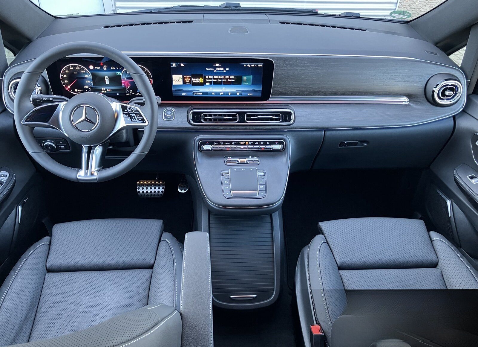 Mercedes-Benz V 300 d 4MATIC AVANTGARDE Lang AMG/AHK/Sthz/Dist foto 9