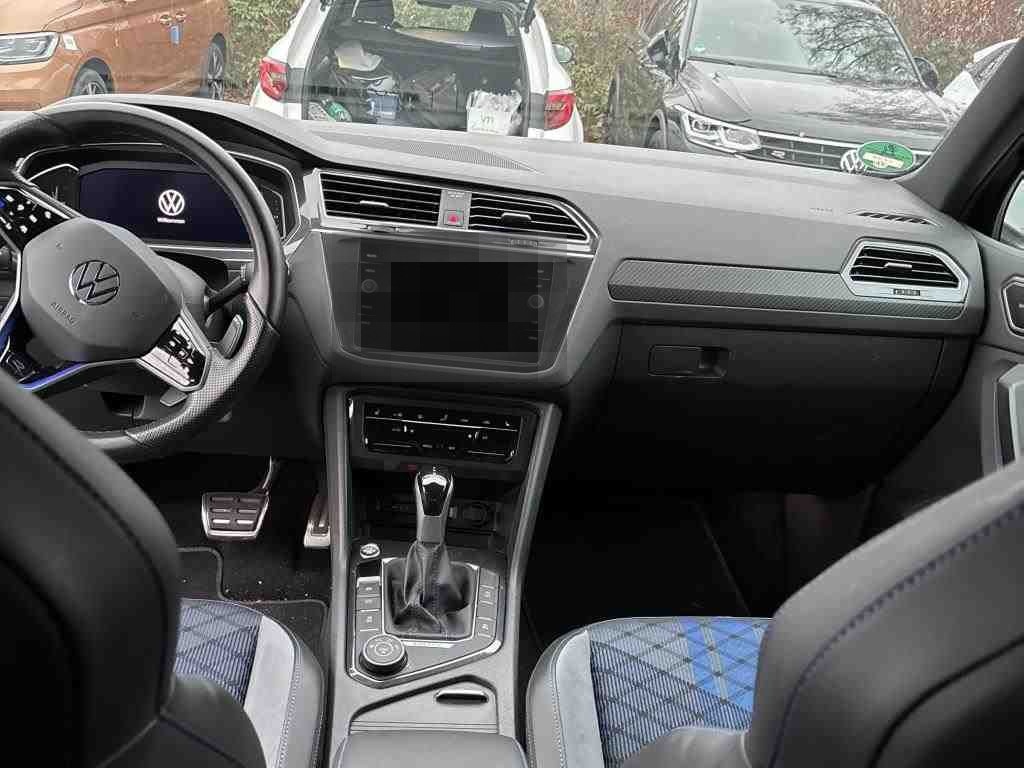 Volkswagen Tiguan R *AKRAPOVIC* HUD Pano AHK LM21 AHK Pano foto 15