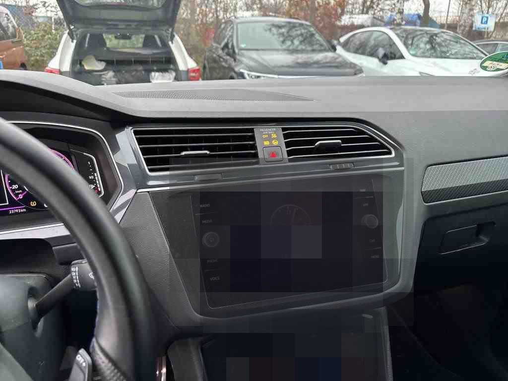 Volkswagen Tiguan R *AKRAPOVIC* HUD Pano AHK LM21 AHK Pano foto 25