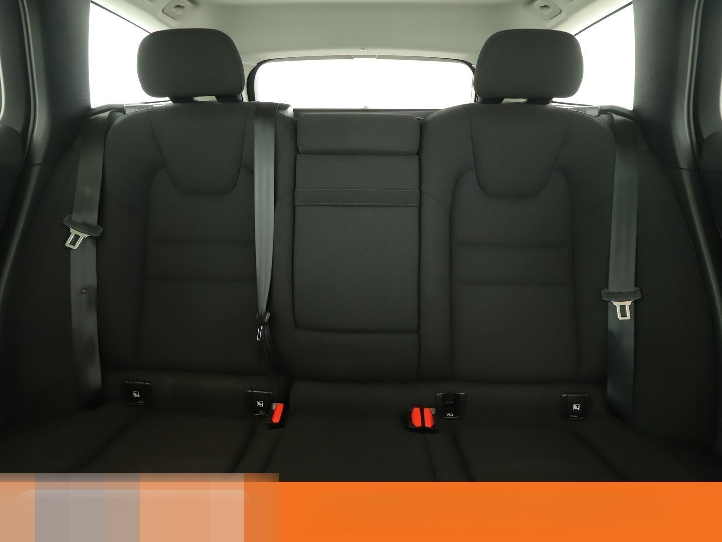 Volvo 2.0 T6 Plug-in Hybrid R Design Expression AWD foto 16