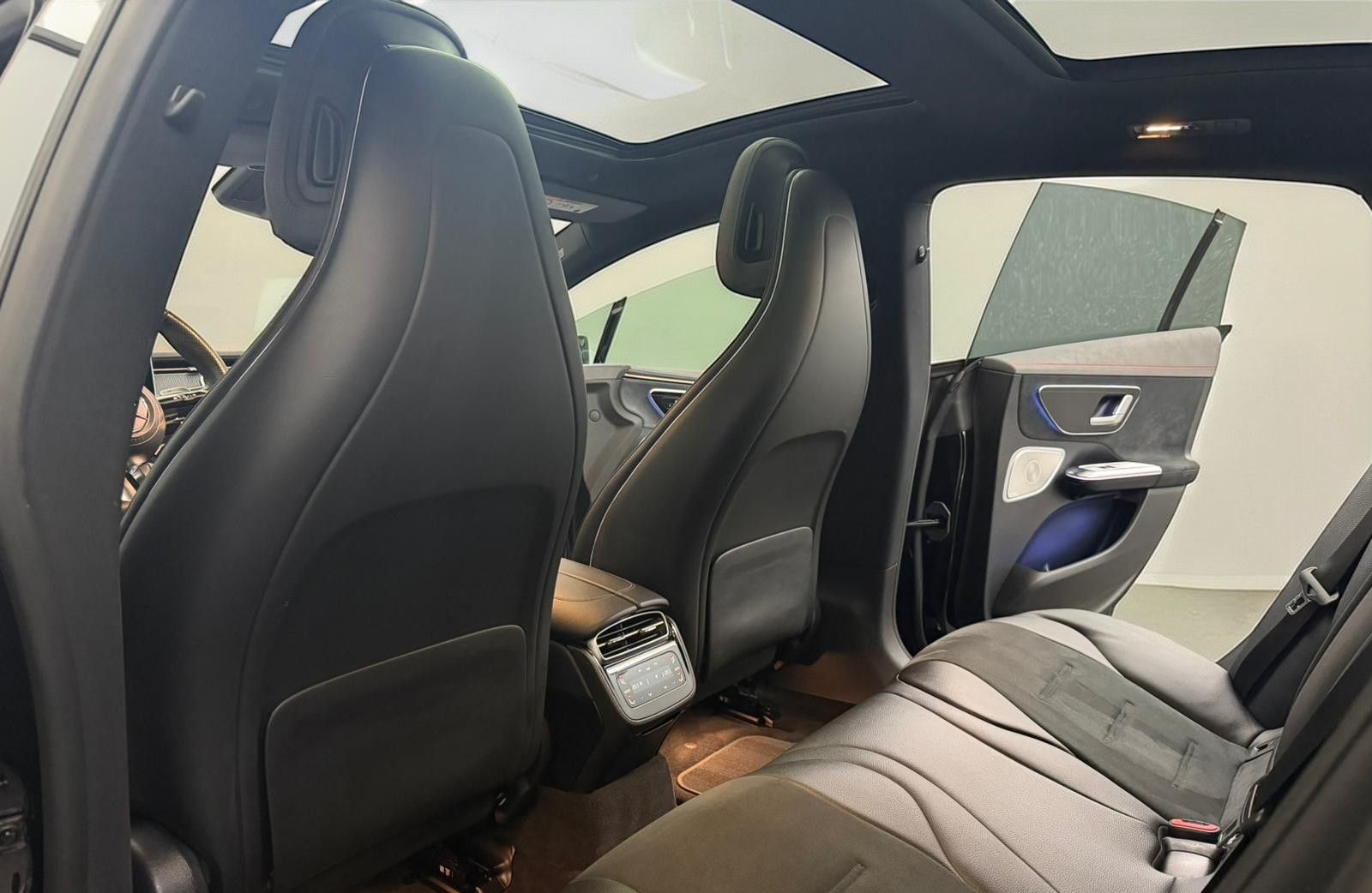 Mercedes-Benz EQE AMG 43 4Matic*PANO*ACC*MEMO*TOP foto 9