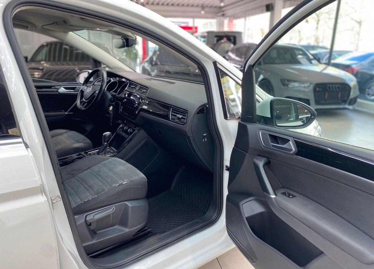Volkswagen Touran 2.0 TDI Highline Automatik SHZ PDC Schalt foto 13
