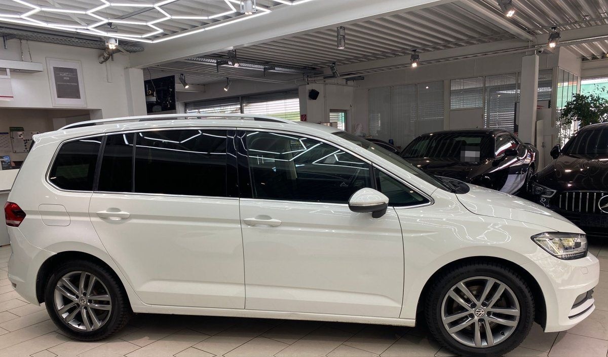 Volkswagen Touran 2.0 TDI Highline Automatik SHZ PDC Schalt foto 8