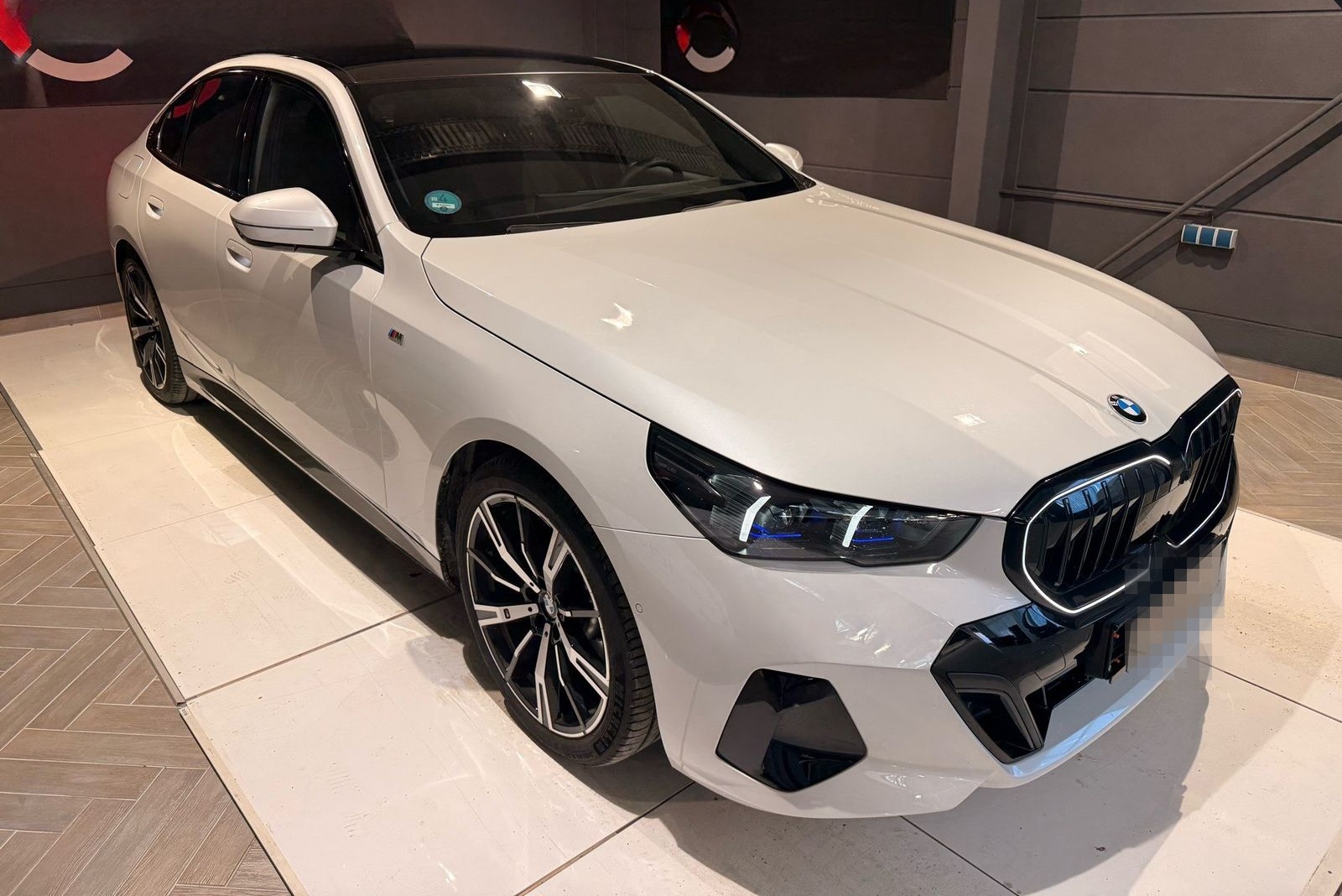 BMW 520i M Sport Pro "20" foto 2