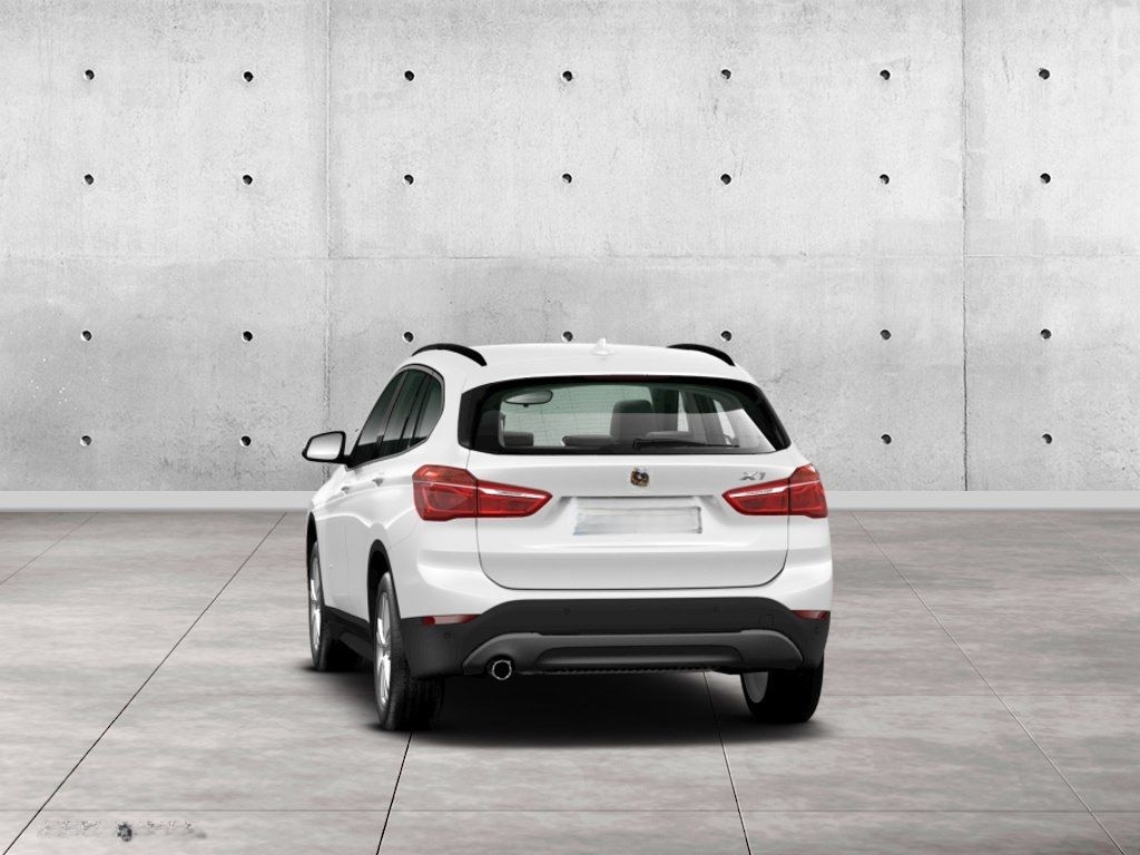 BMW X1 sDrive18i foto 8