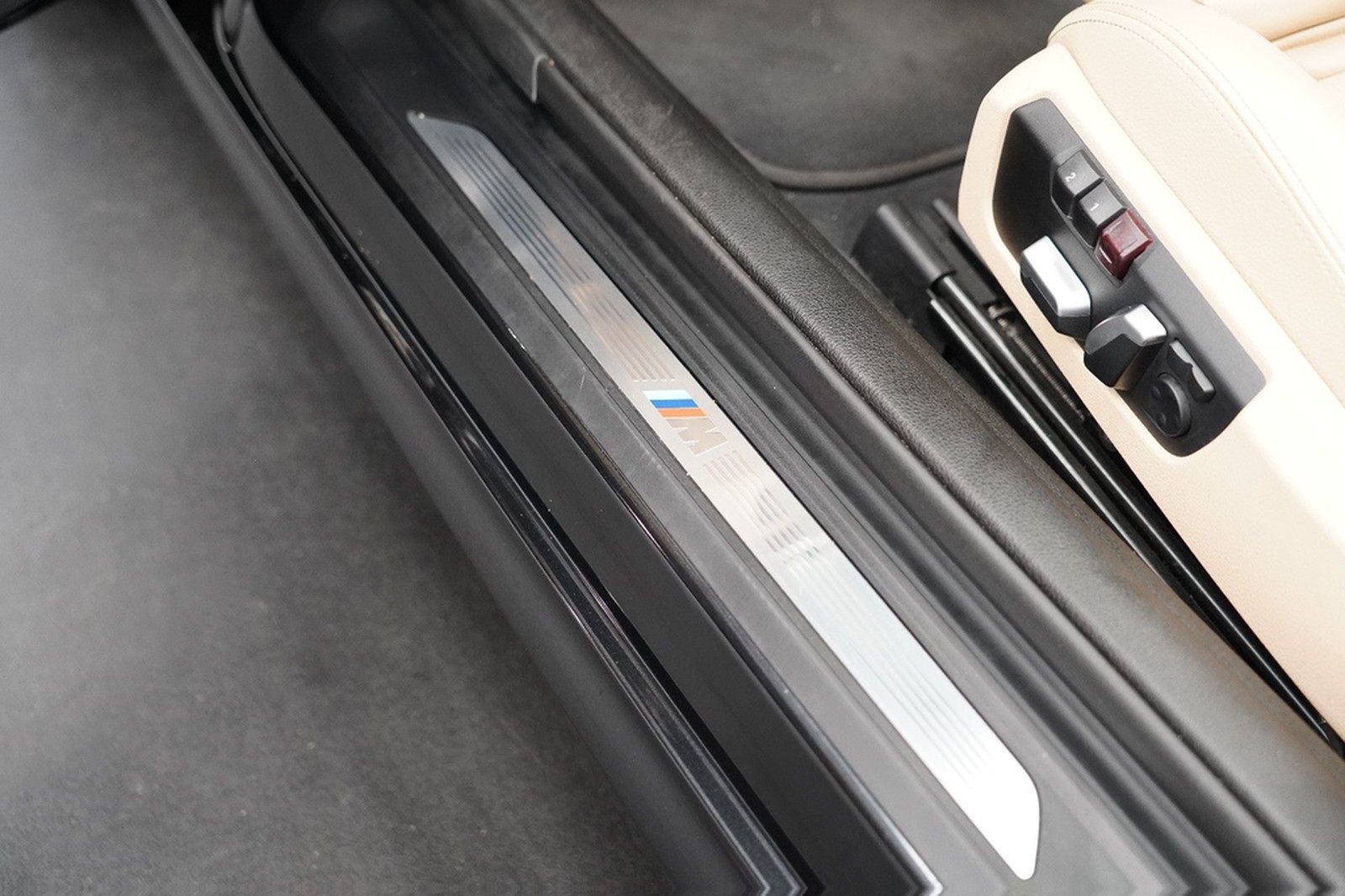 BMW 435d Cabrio xDrive M Sport HiFi Carbon ShadowLin foto 35