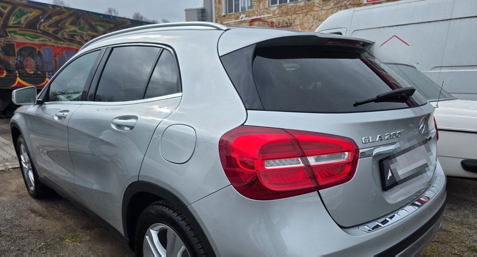 Mercedes-Benz GLA 200 Leder-Automatik-PDC-KeyGo-Memory foto 6