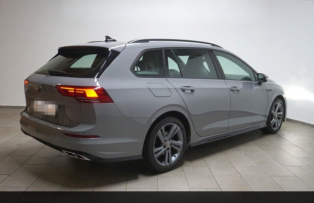Volkswagen Golf 8 2.0TDI DSG 2xR-Line Virtual Pano Navi foto 6