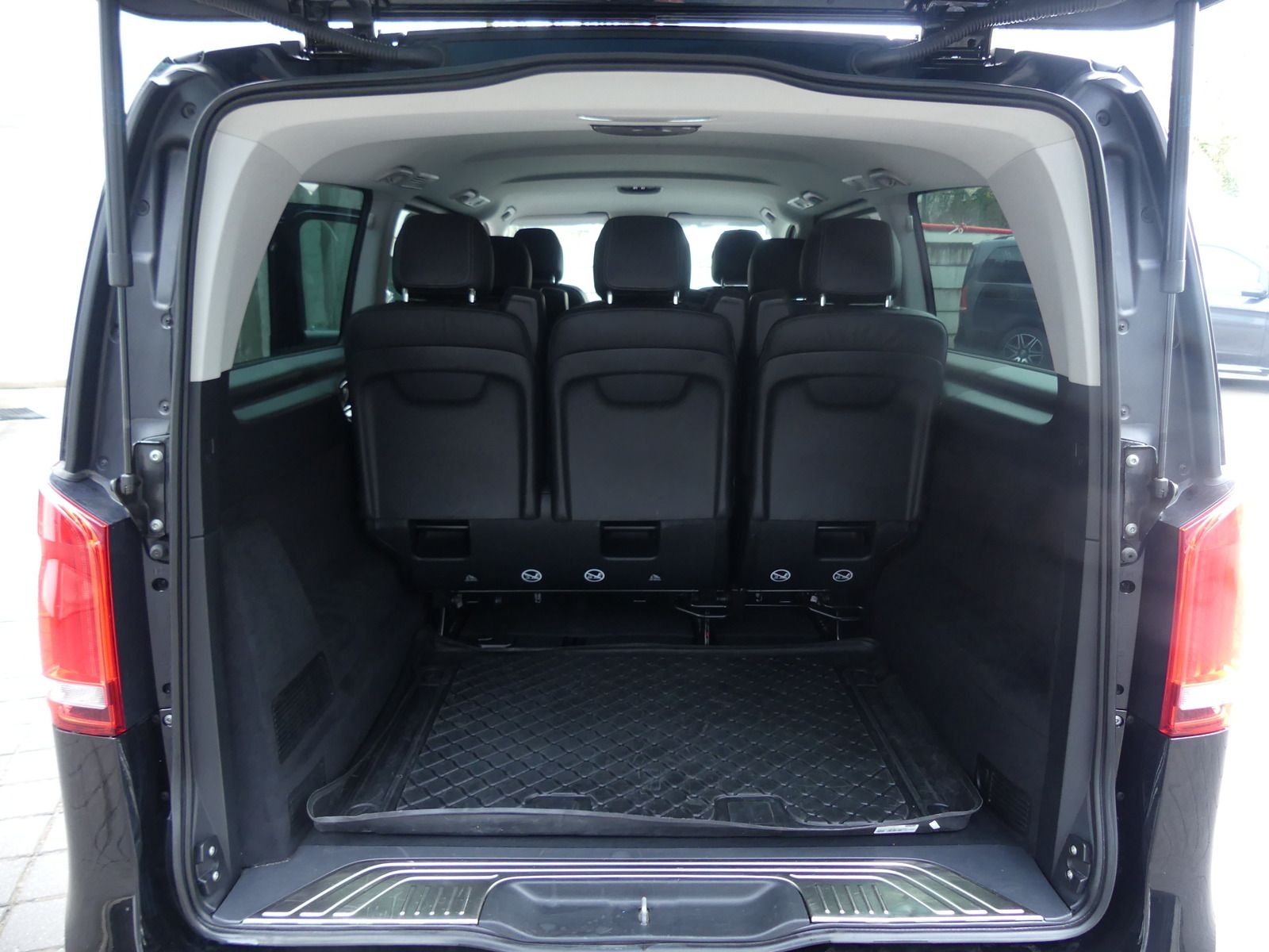 Mercedes-Benz V 250d AVANTGARDE Extralang LED/8SITZER/KAM/STHZ foto 12