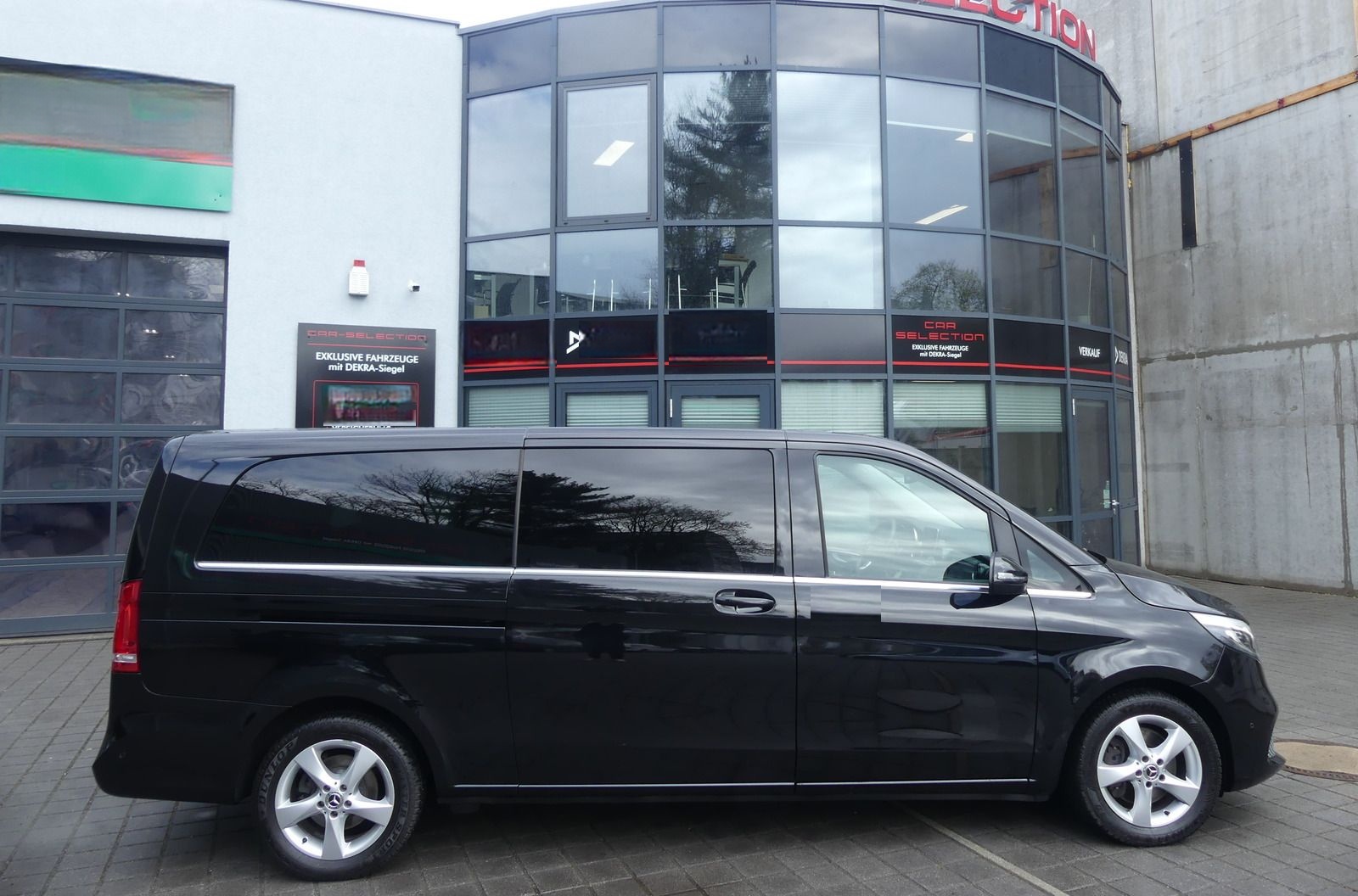 Mercedes-Benz V 250d AVANTGARDE Extralang LED/8SITZER/KAM/STHZ foto 15