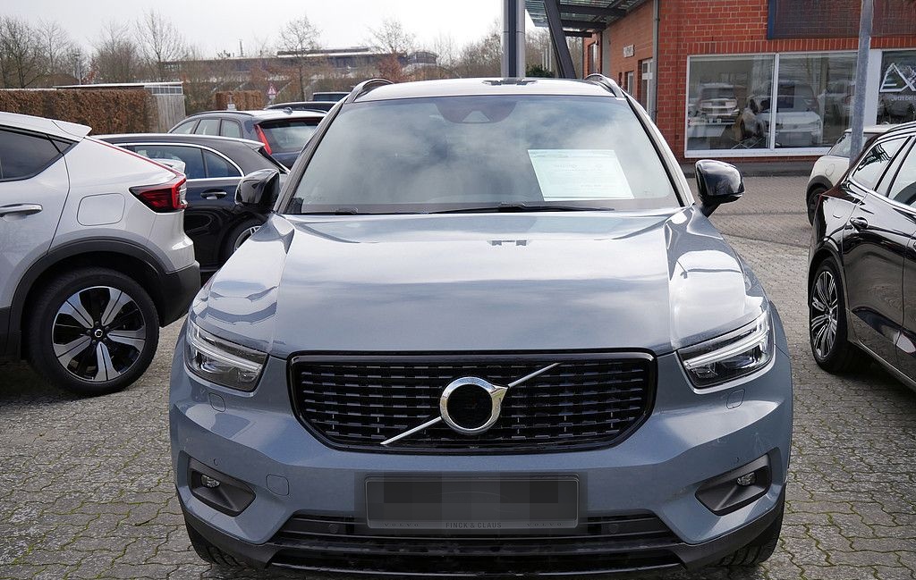 Volvo XC40 D4 AWD R Design ACC, AHK foto 2