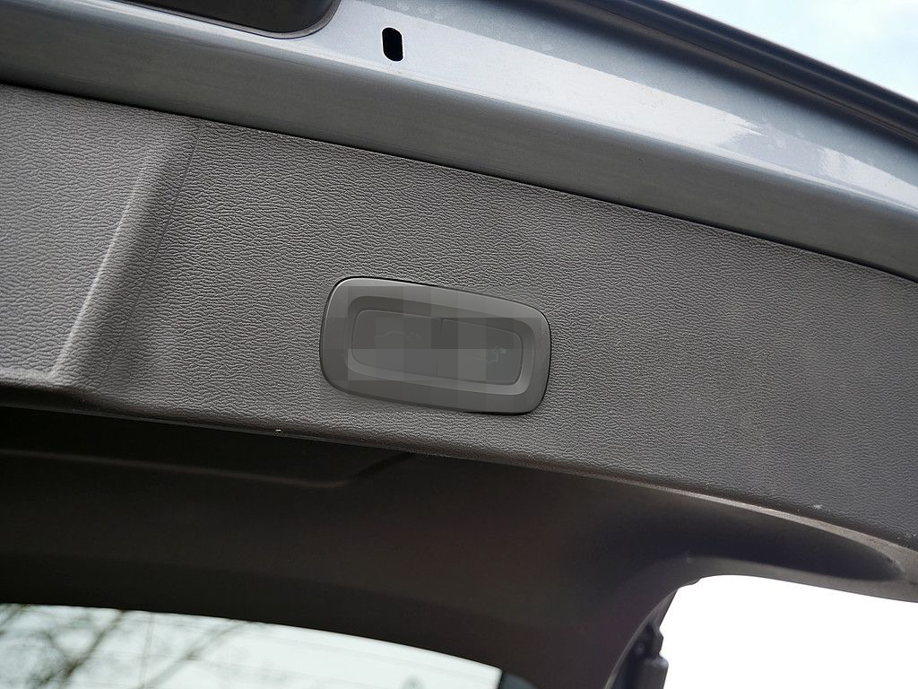 Volvo XC40 D4 AWD R Design ACC, AHK foto 16