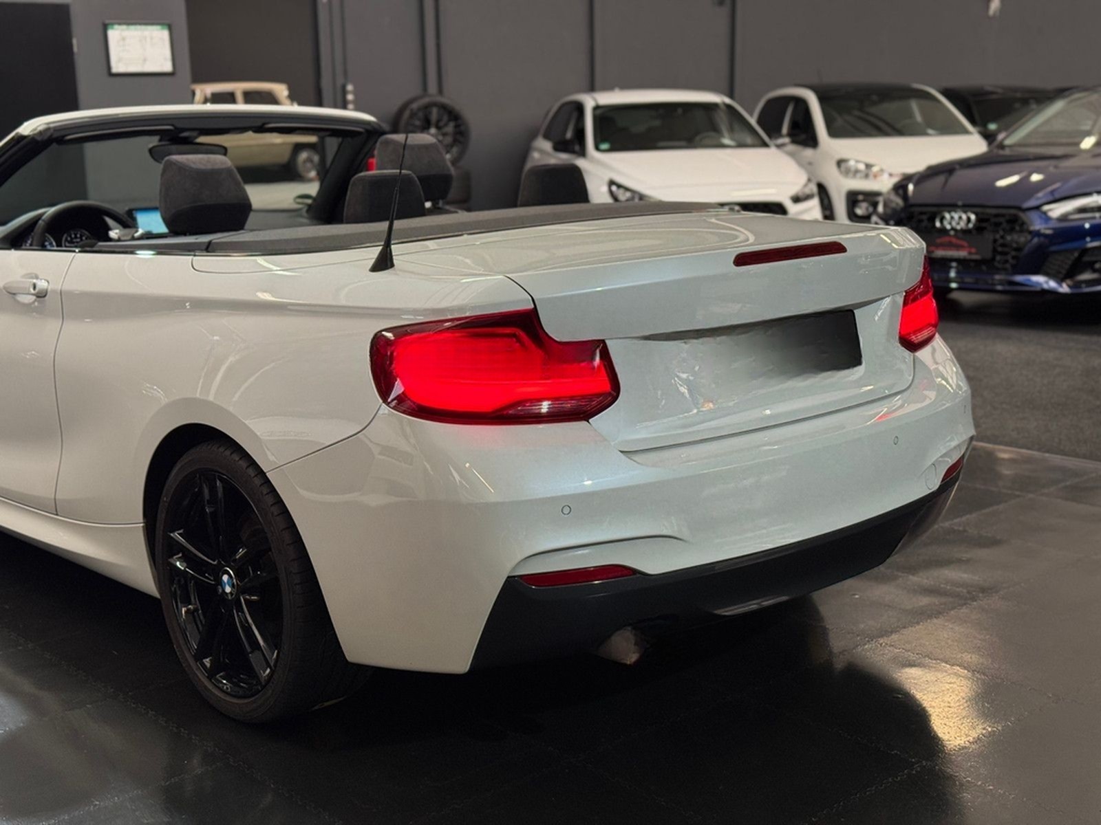 BMW 220i Cabrio M-Sport Automatik/Nav/LED/Shadowline foto 15