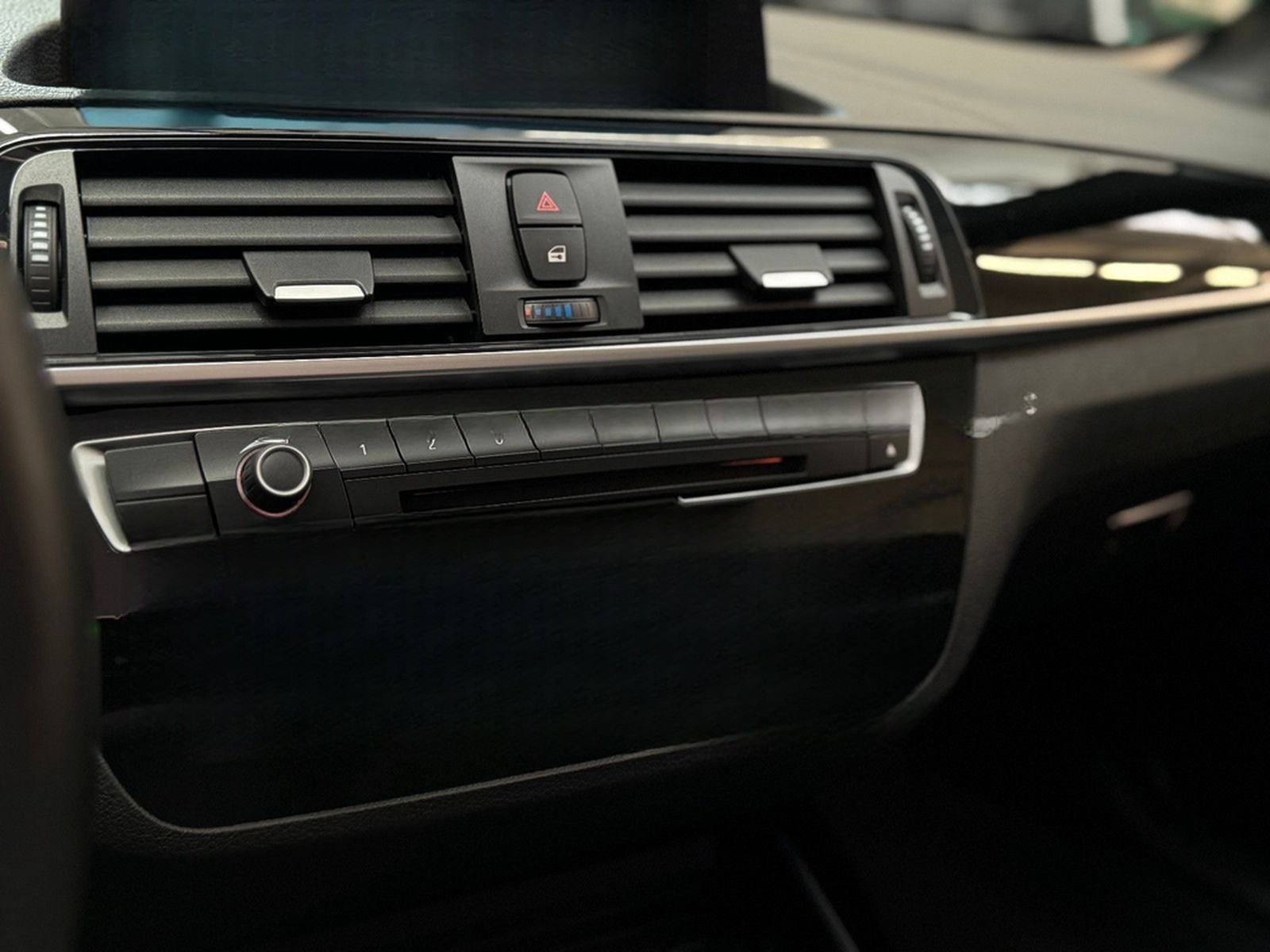 BMW 220i Cabrio M-Sport Automatik/Nav/LED/Shadowline foto 26