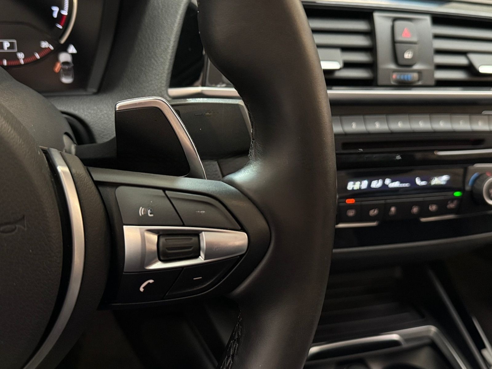 BMW 220i Cabrio M-Sport Automatik/Nav/LED/Shadowline foto 48
