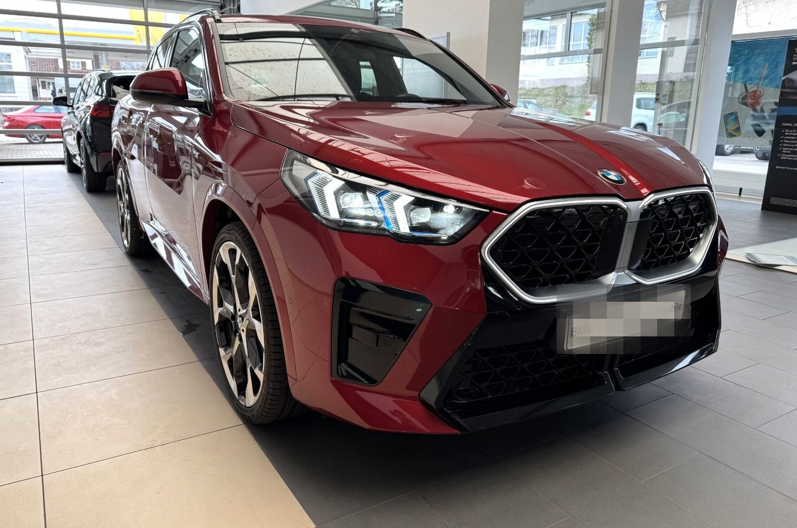 BMW X2 18d sDrive  M Sport + AHK + LED + Head-Up foto 2