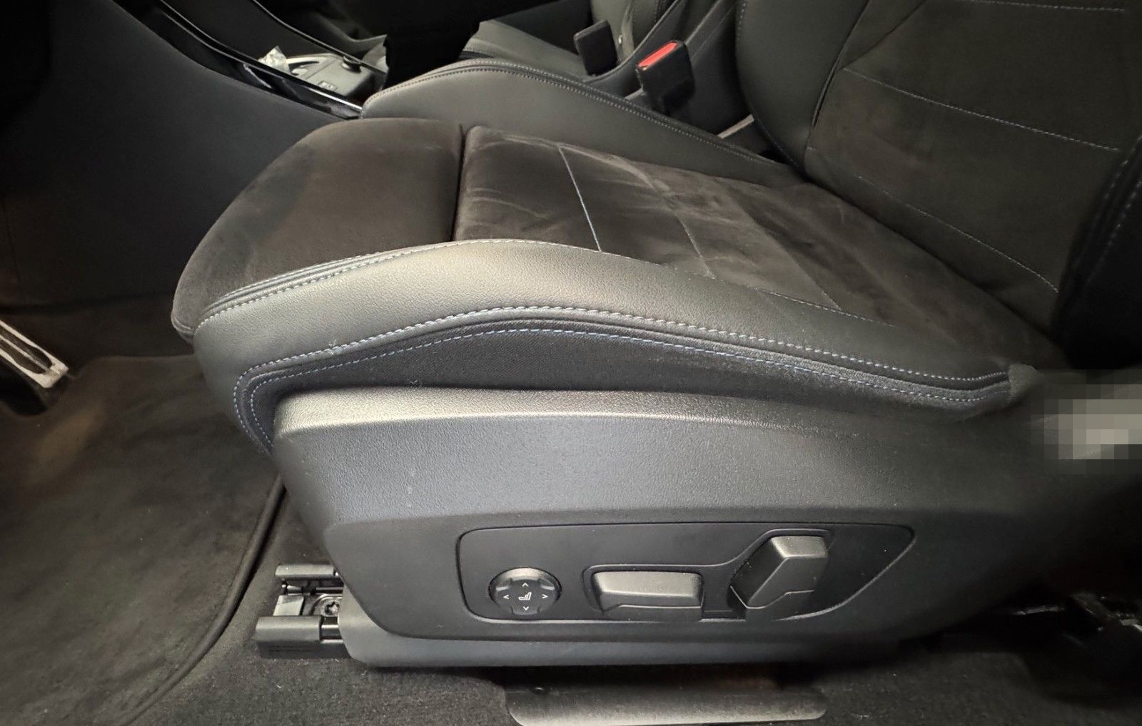 BMW X2 18d sDrive  M Sport + AHK + LED + Head-Up foto 14