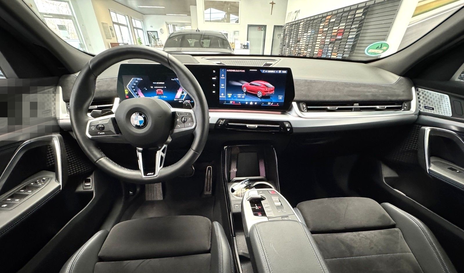 BMW X2 18d sDrive  M Sport + AHK + LED + Head-Up foto 9
