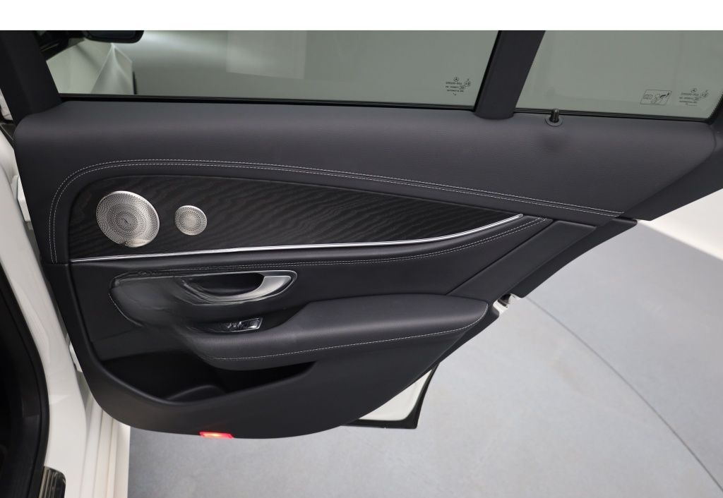 Mercedes-Benz E 450 T 4M AMG Leder Night Distro+ Sitzklim Burm foto 16