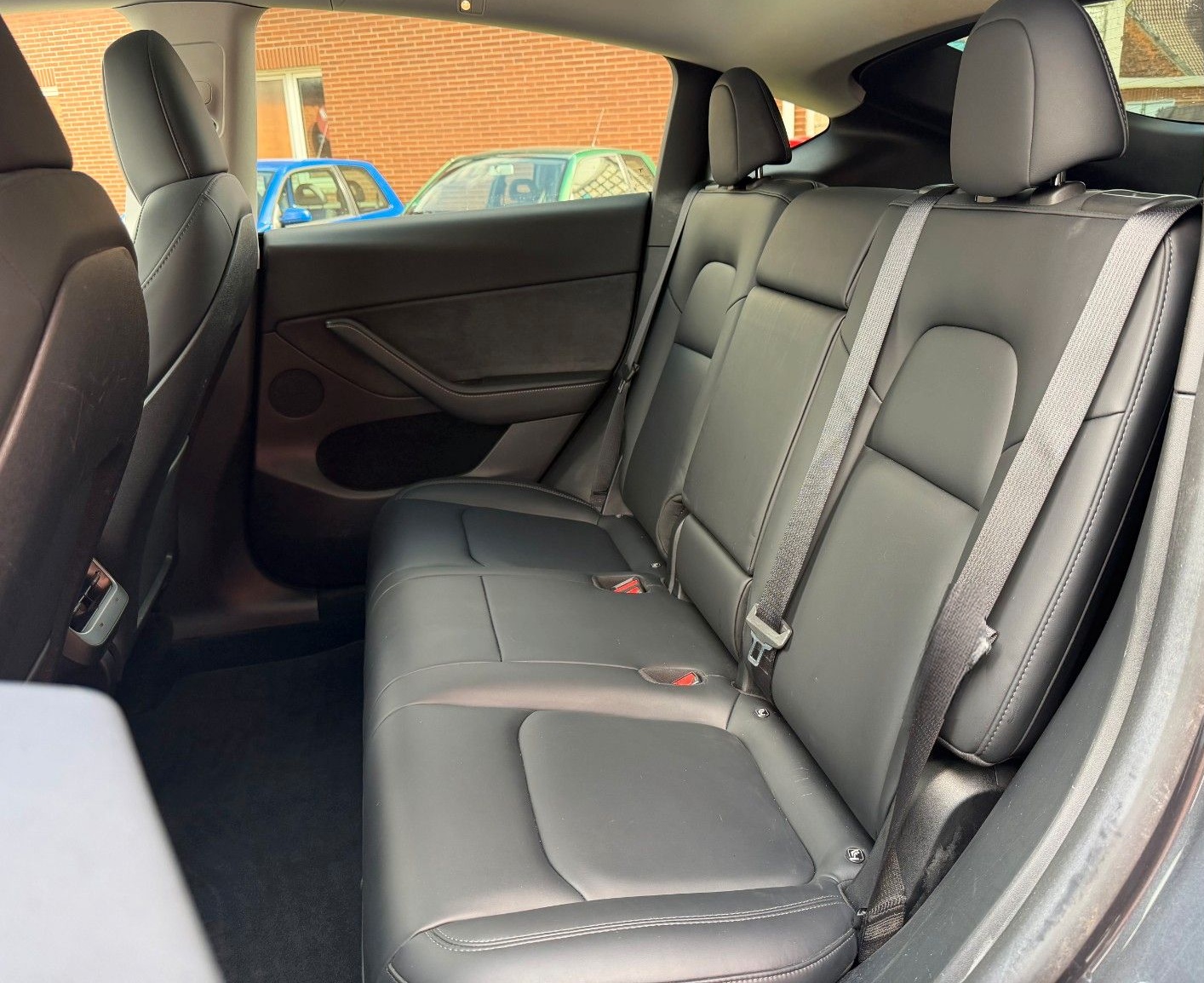 Tesla Model Y Basis RWD / 1.Hand / AHK / 19% MwSt foto 22