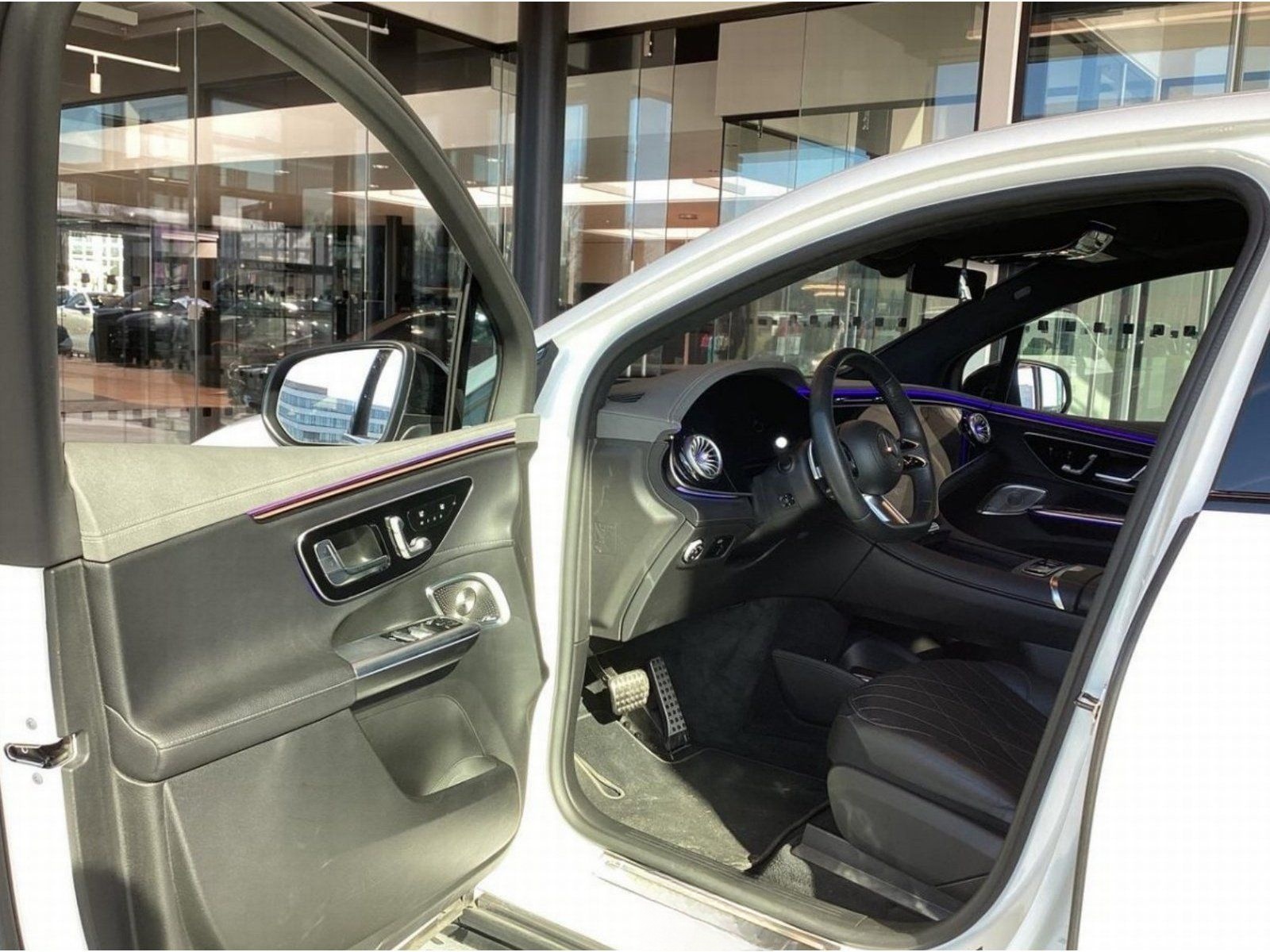 Mercedes-Benz EQE500 SUV AMG Prem+ ARMATIC Massage AHK 22KW TV foto 7