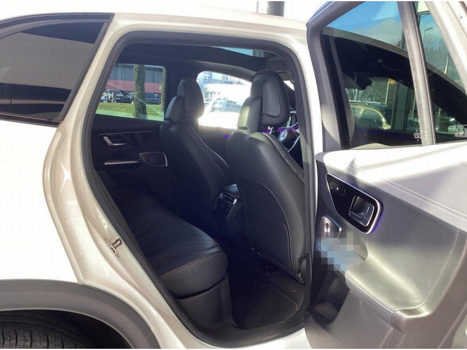 Mercedes-Benz EQE500 SUV AMG Prem+ ARMATIC Massage AHK 22KW TV foto 9