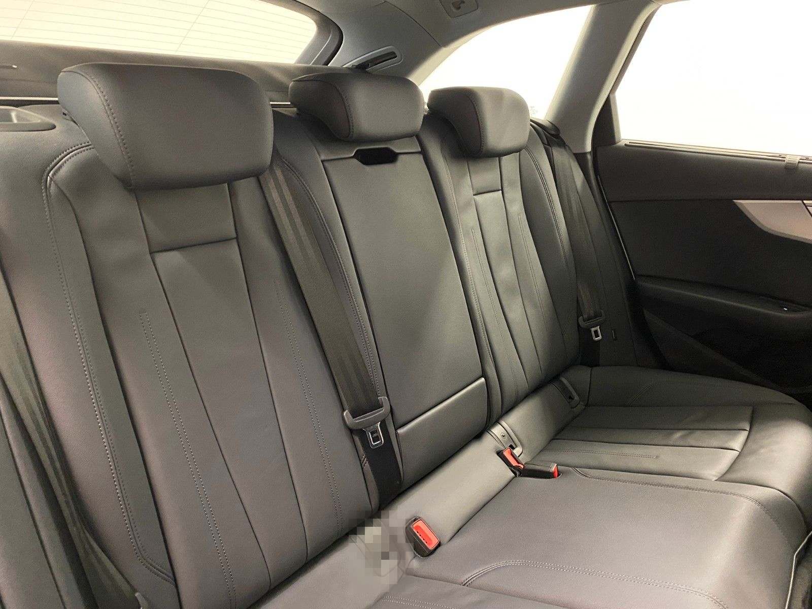 Audi A4 Avant 45 TFSI quattro S line+Standhzg+Matrix foto 13