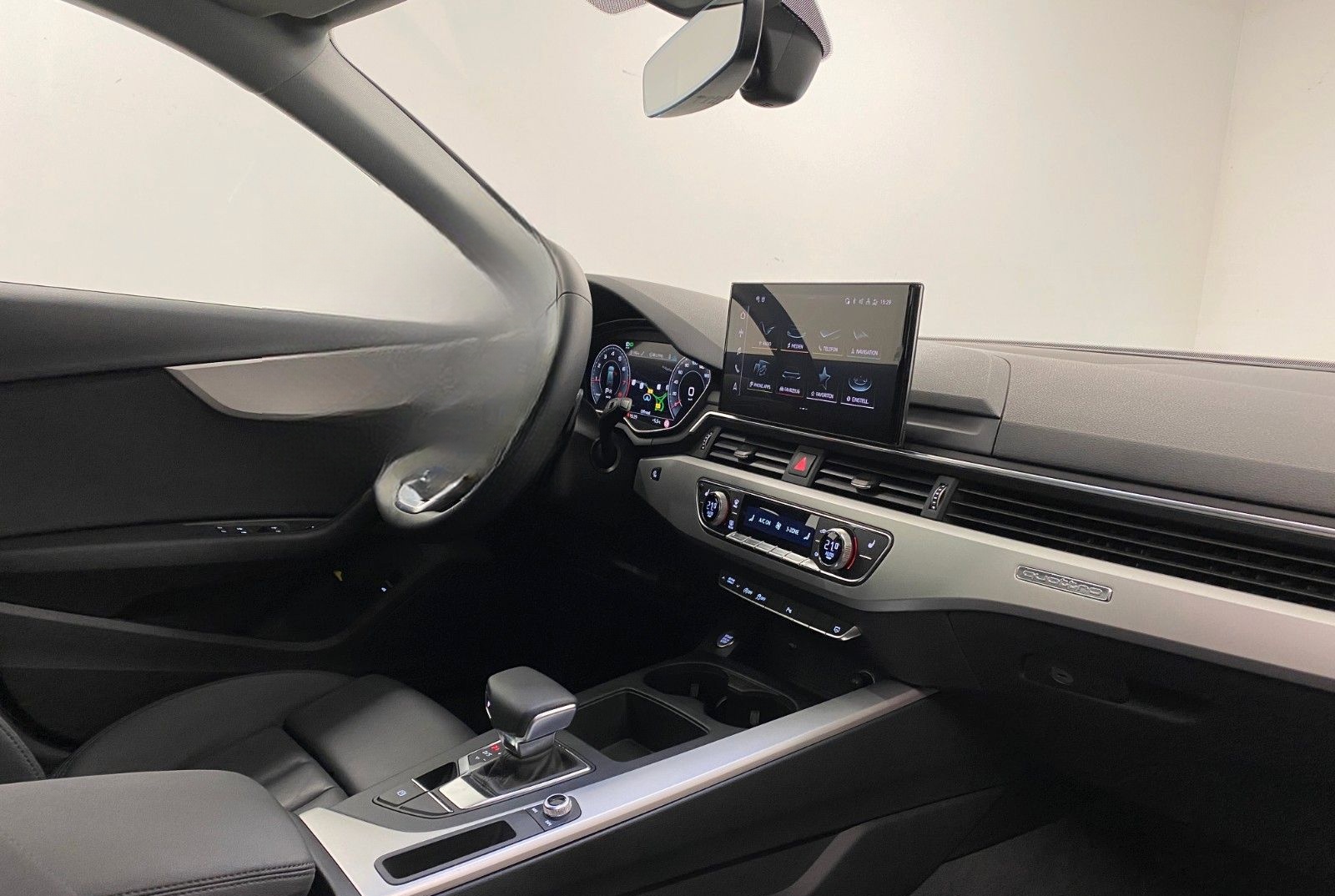 Audi A4 Avant 45 TFSI quattro S line+Standhzg+Matrix foto 10