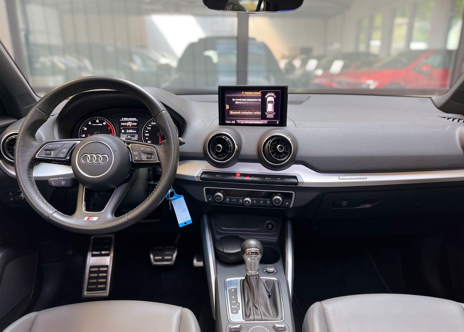 Audi Q2 quattro S-Line /Leder /Schiebedach/Navi /AHK foto 7