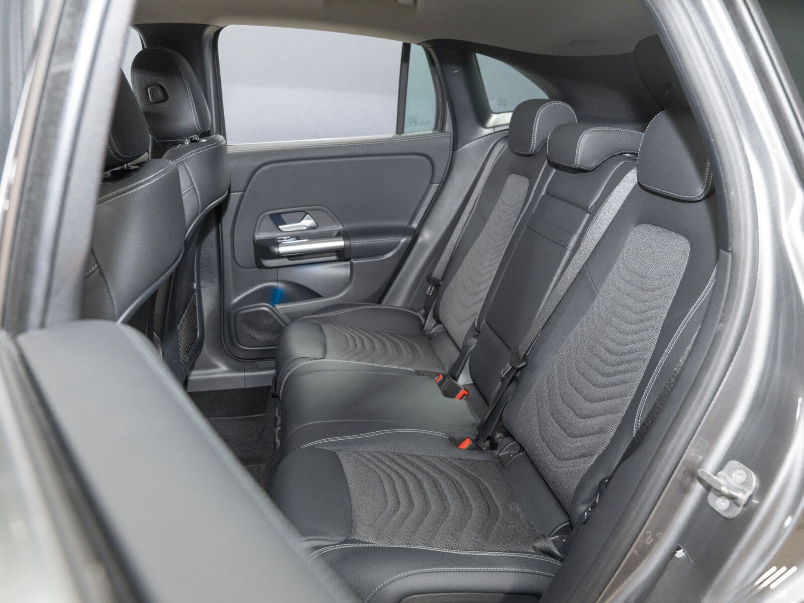 Mercedes-Benz GLA 220 4M Progressive Adv.+ LED/AHK/Distro/360° foto 15