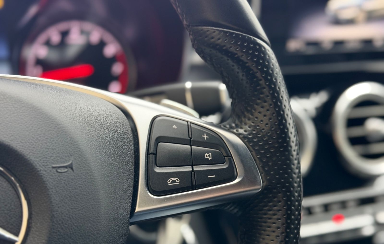 Mercedes-Benz C 180 T-Modell AMG-Line*Leder*LED*RFK*19 Zoll foto 12