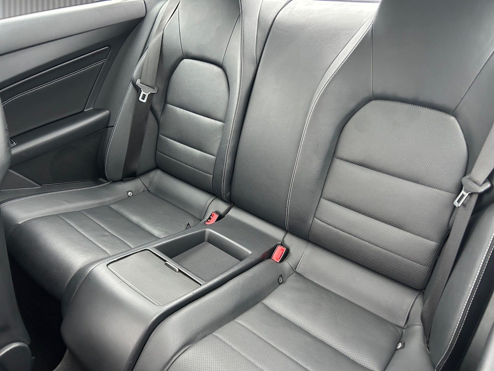 Mercedes-Benz E 250 CDI BlueEffic. Automatik*Leder*el.Pano*LED foto 10