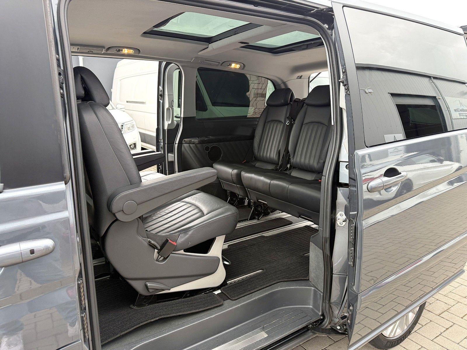 Mercedes-Benz VIANO 2.2 CDI LANG/LEDER/PANO/7SITZER/KAMERA/XEN foto 13