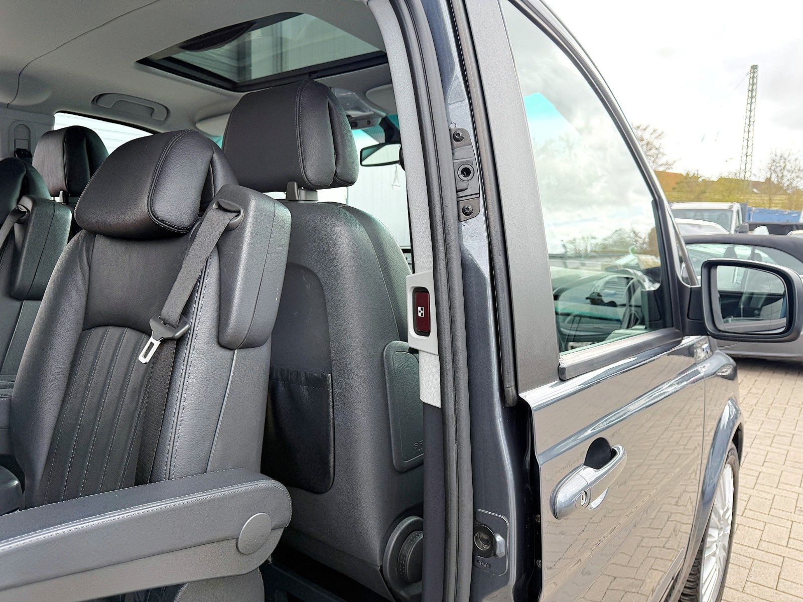 Mercedes-Benz VIANO 2.2 CDI LANG/LEDER/PANO/7SITZER/KAMERA/XEN foto 23