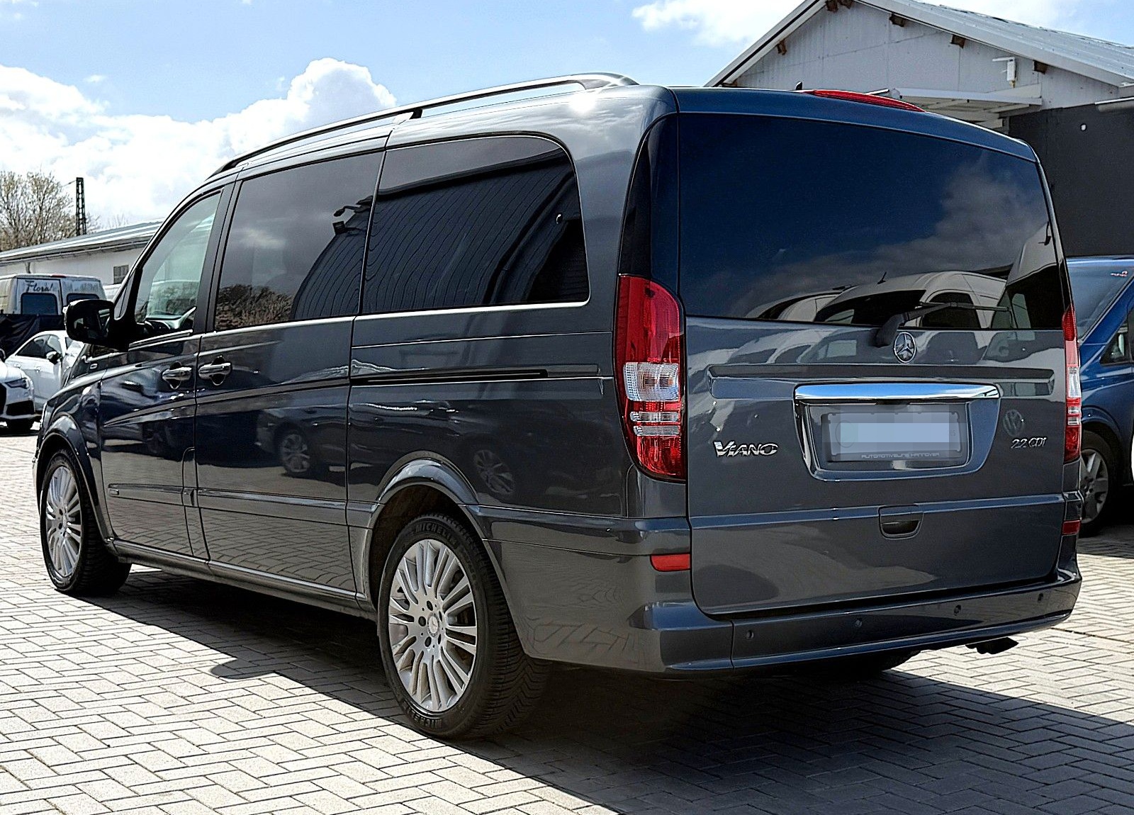 Mercedes-Benz VIANO 2.2 CDI LANG/LEDER/PANO/7SITZER/KAMERA/XEN foto 5