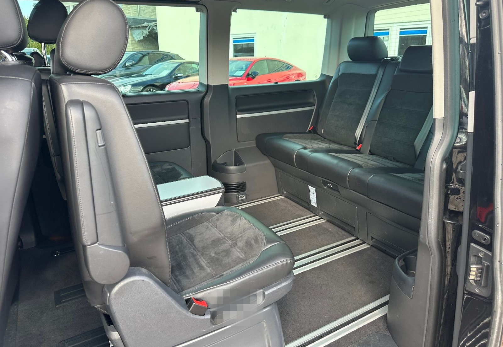 Volkswagen T6 Multivan 2.0 TDI Highline 4Motion DSG foto 9