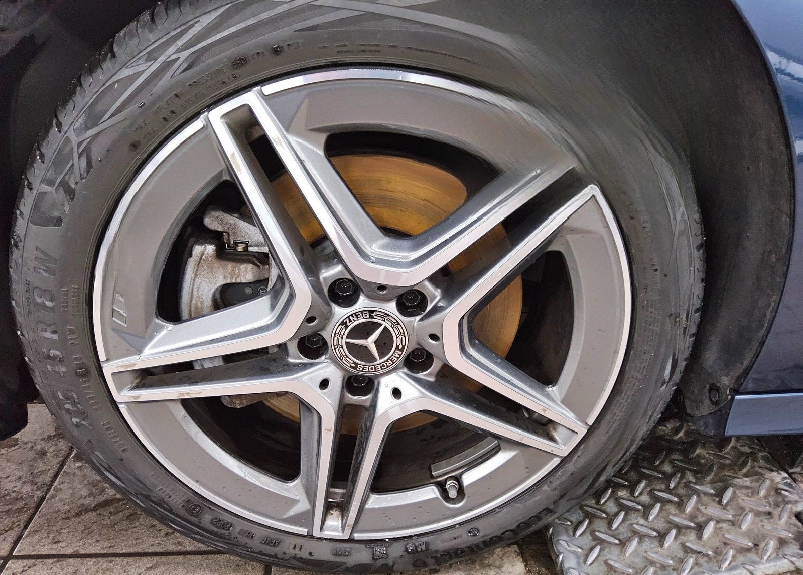 Mercedes-Benz A 250 e AMG-Line Navi LED Pano PDC Shz Tempomat foto 11
