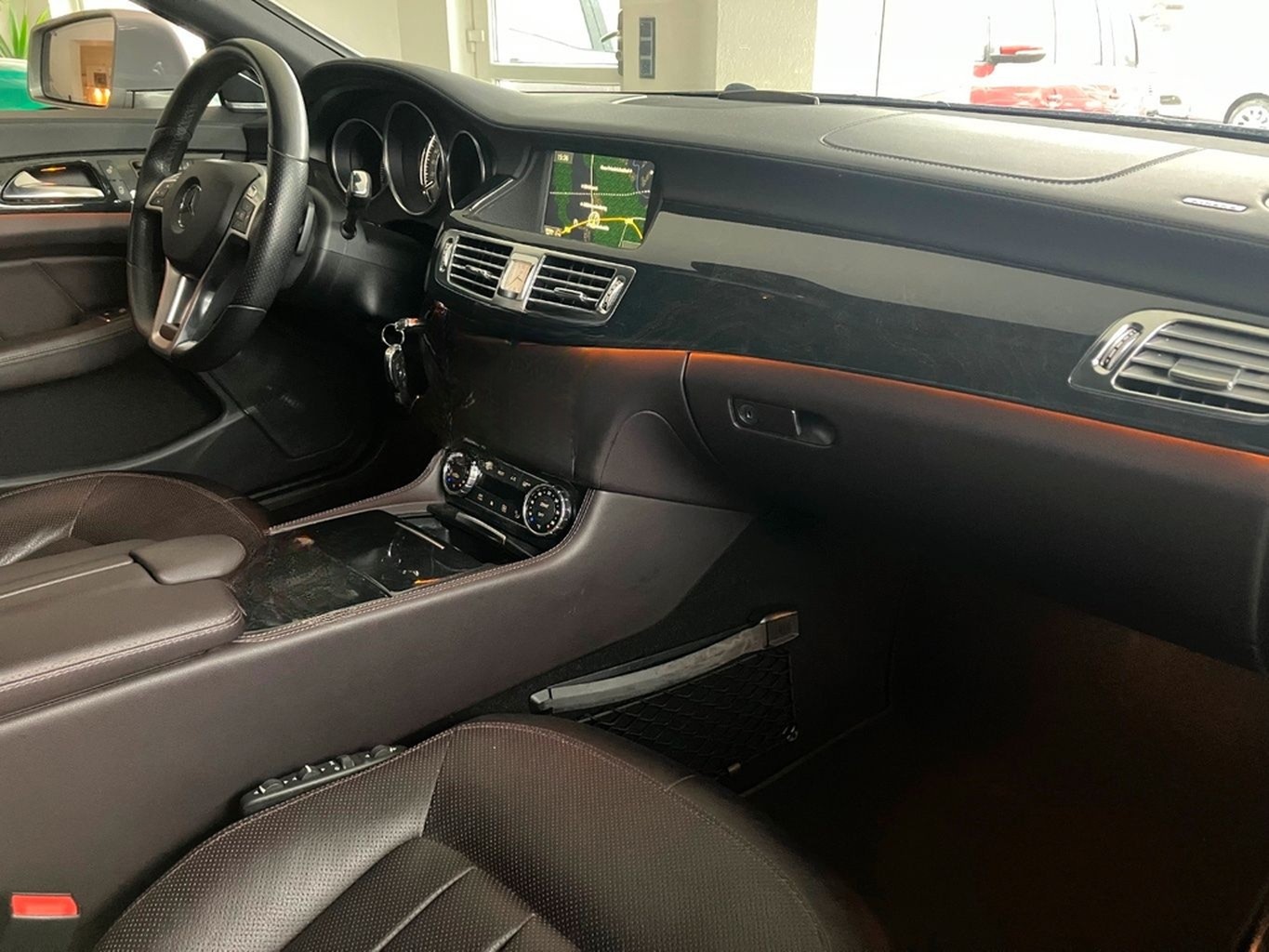 Mercedes-Benz CLS 500 BlueEFFICIENCY AMG-Line foto 13