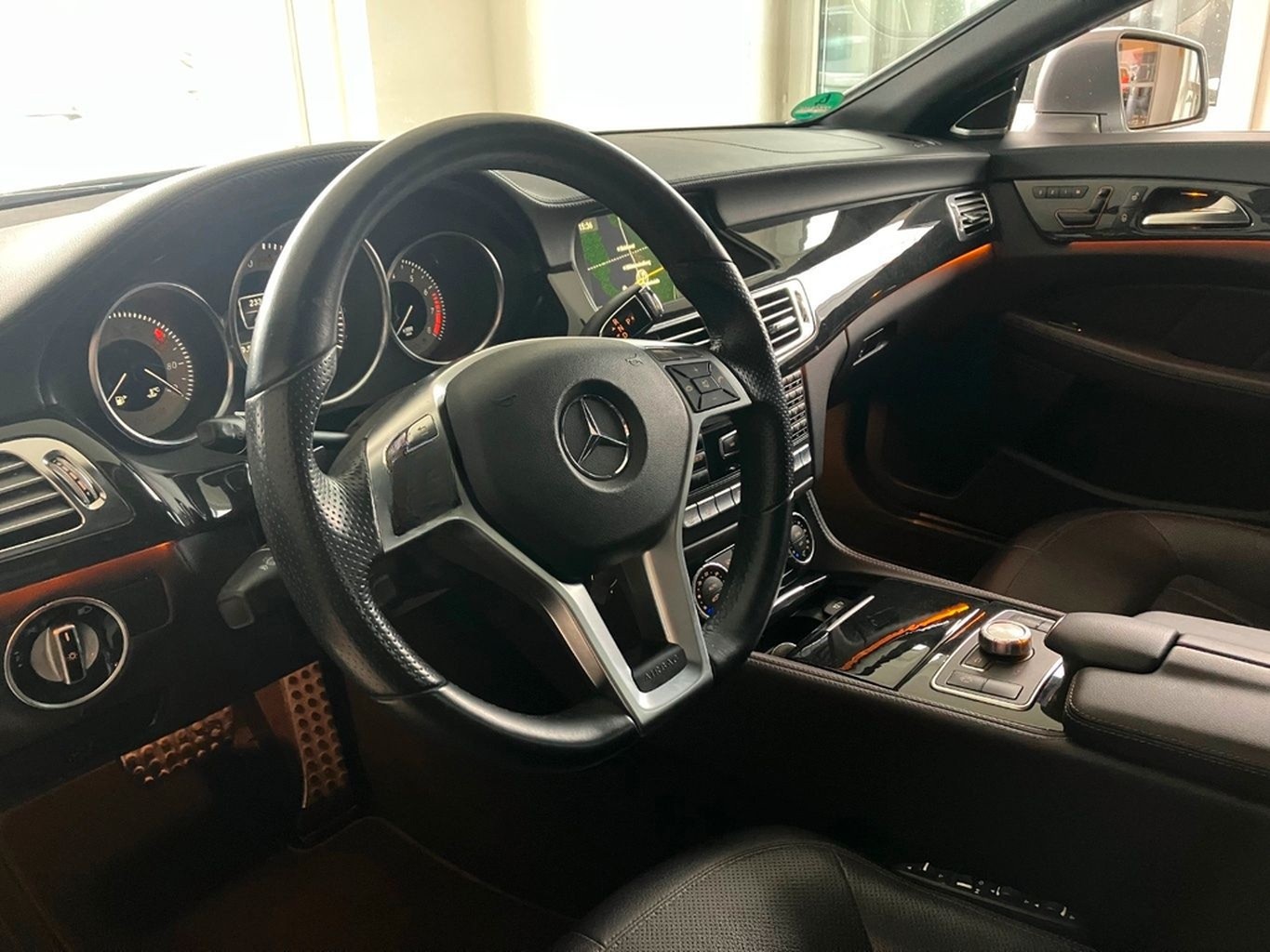 Mercedes-Benz CLS 500 BlueEFFICIENCY AMG-Line foto 9