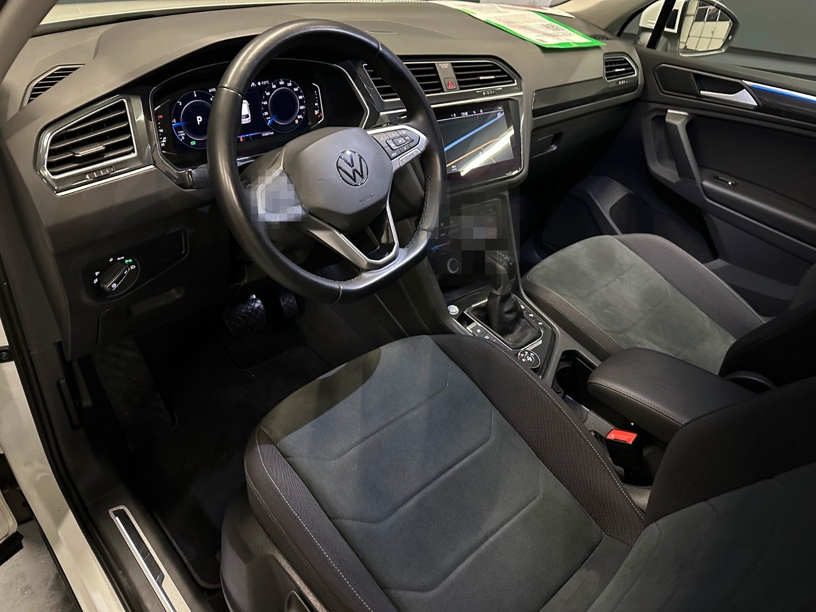 Volkswagen Tiguan Elegance 4Motion *19Zoll*Standhzg*AHK*KAM foto 15