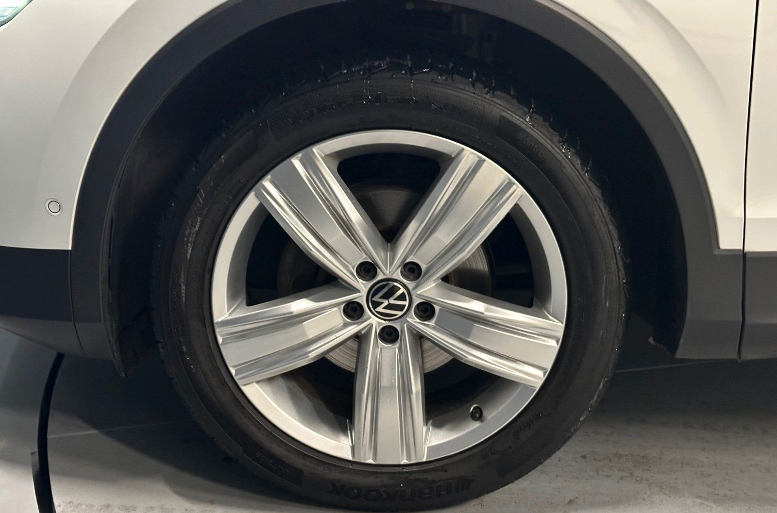 Volkswagen Tiguan Elegance 4Motion *19Zoll*Standhzg*AHK*KAM foto 9