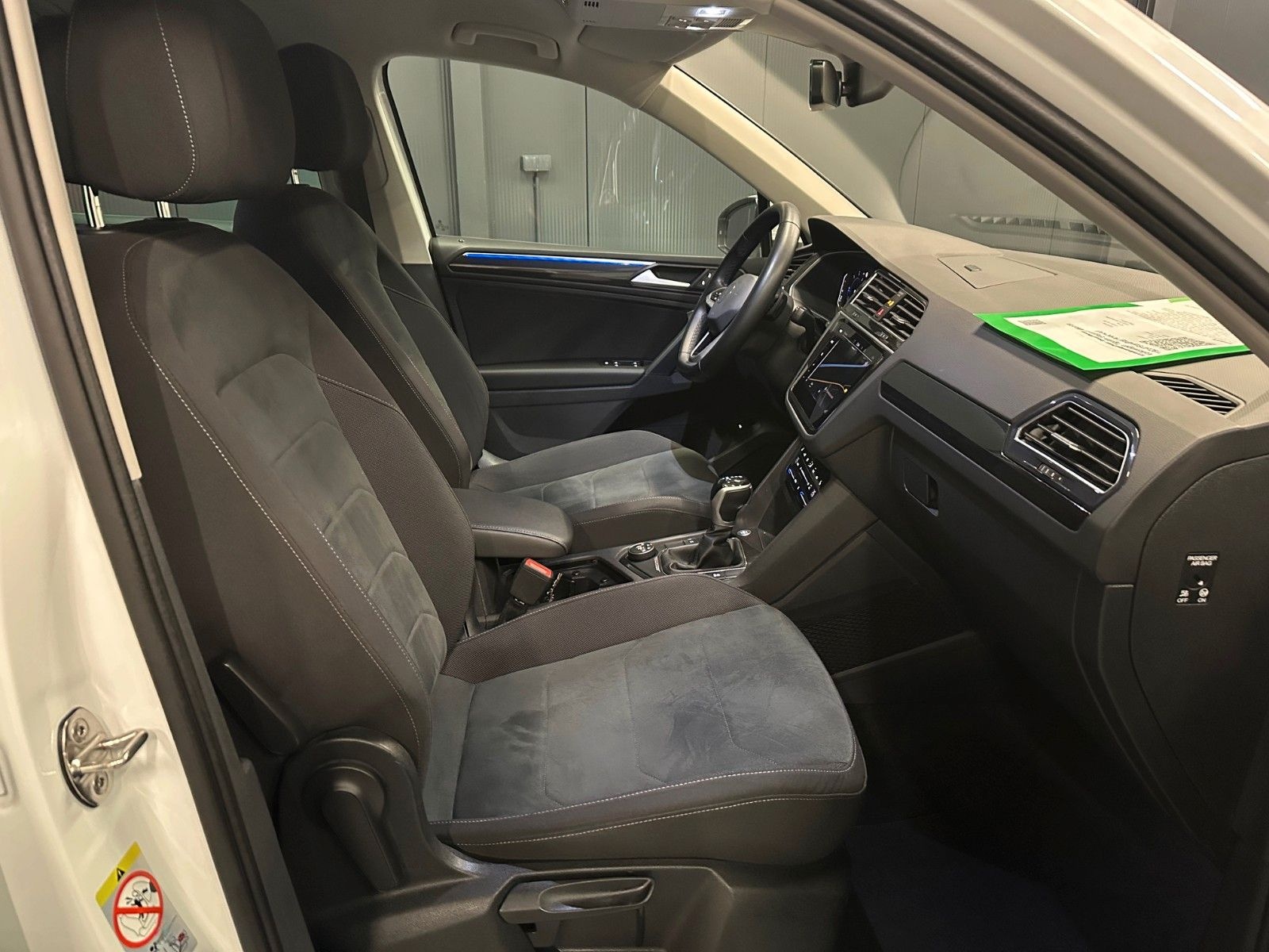 Volkswagen Tiguan Elegance 4Motion *19Zoll*Standhzg*AHK*KAM foto 10